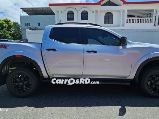 Nissan Frontier Camioneta en venta