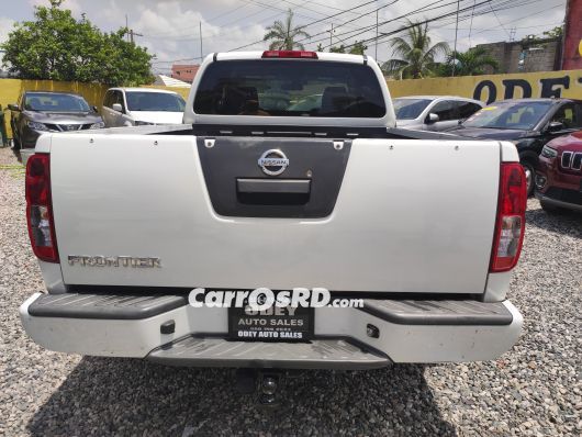Nissan Frontier Camioneta en venta