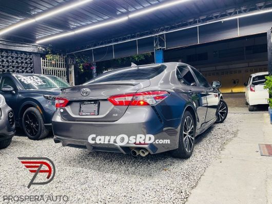 Toyota Camry Carros en venta