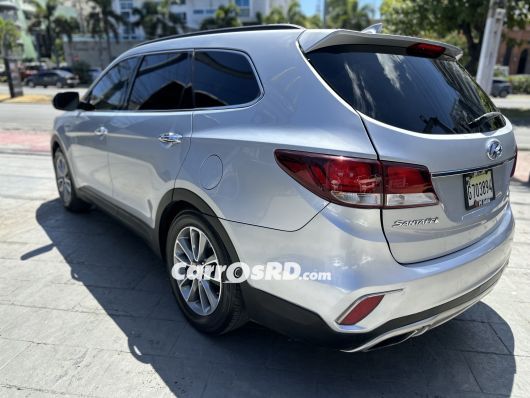 Hyundai Santa Fe Jeepeta en venta
