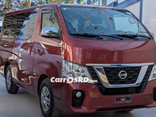 Nissan Caravan Minivan en venta