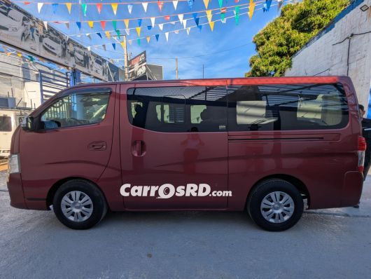 Nissan Caravan Minivan en venta