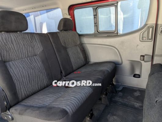 Nissan Caravan Minivan en venta