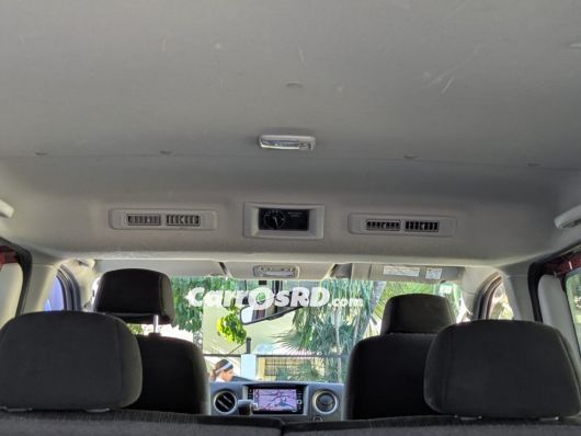 Nissan Caravan Minivan en venta