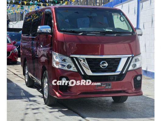 Nissan Caravan Minivan en venta