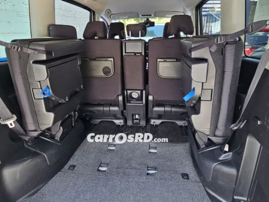 Nissan Serena Minivan en venta