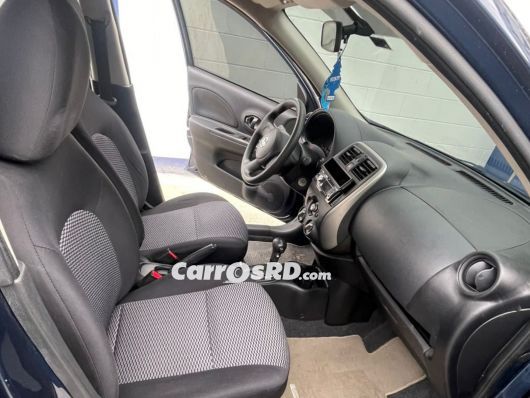 Nissan March Carros en venta