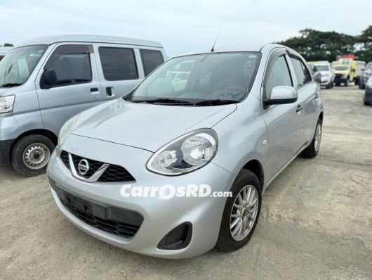 Nissan March Carros en venta