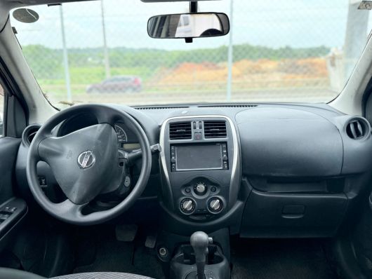 Nissan March Básico en venta