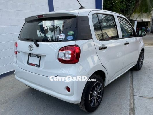 Toyota Passo Carros en venta