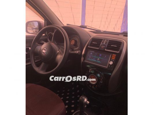 Nissan March Carros en venta