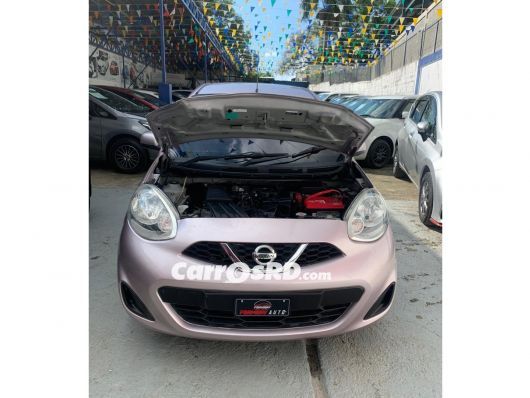 Nissan March Carros en venta