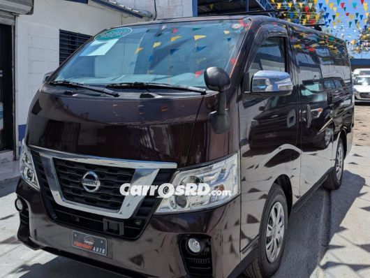 Nissan Caravan Minivan en venta