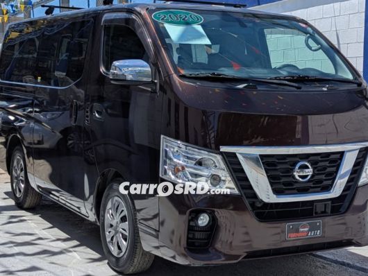Nissan Caravan Minivan en venta