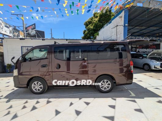 Nissan Caravan Minivan en venta