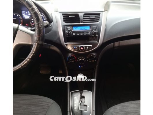 Hyundai Accent Carros en venta