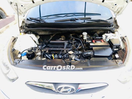 Hyundai Accent Carros en venta