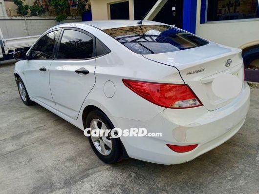 Hyundai Accent Carros en venta