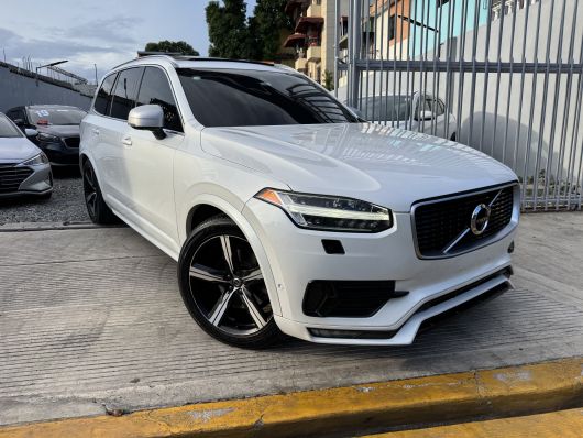 Volvo XC 90 R Design en venta