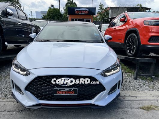 Hyundai Veloster Carros en venta