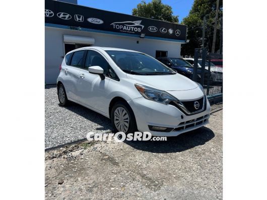 Nissan Versa Note Hatchback en venta