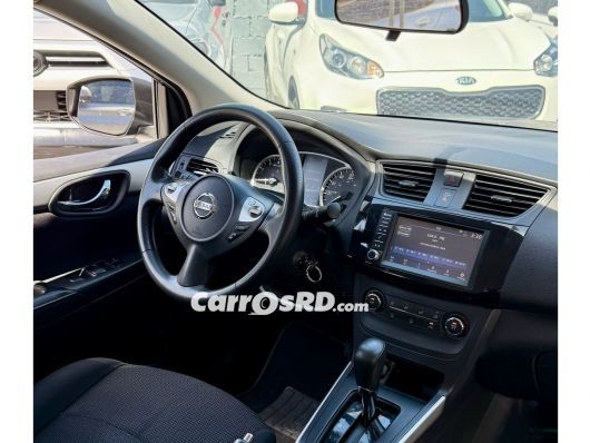 Nissan Sentra Carros en venta