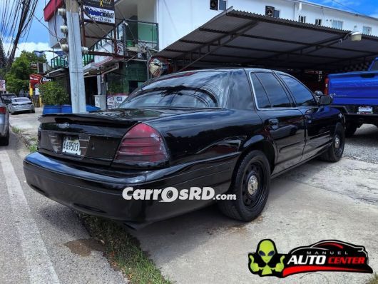 Ford Crown Victoria Carros en venta
