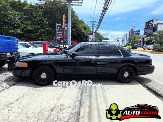 Ford Crown Victoria Carros en venta