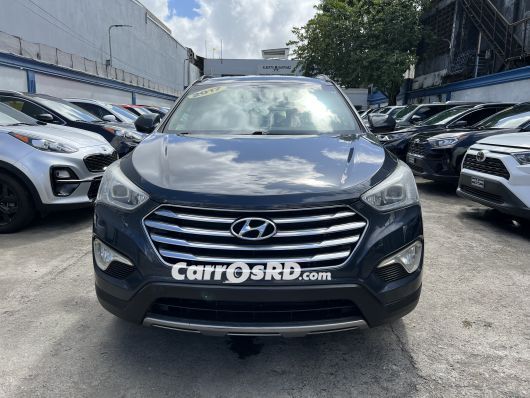 Hyundai Grand Santa Fe Jeepeta en venta