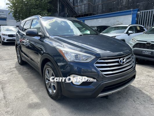 Hyundai Grand Santa Fe Jeepeta en venta