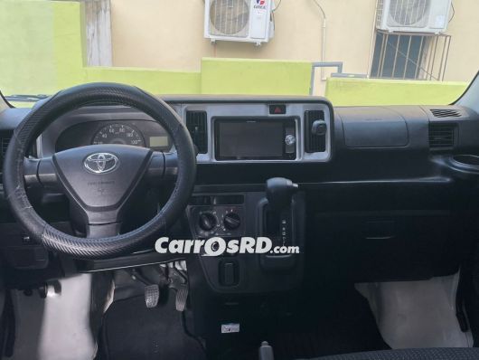 Toyota Pixis Minivan en venta