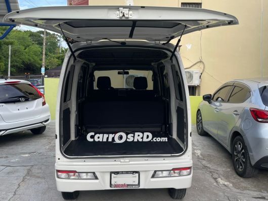 Toyota Pixis Minivan en venta