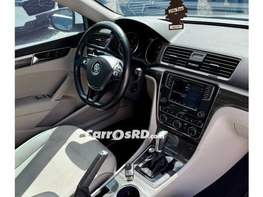 Volkswagen Passat Carros en venta