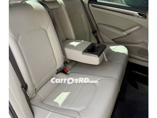 Volkswagen Passat Carros en venta