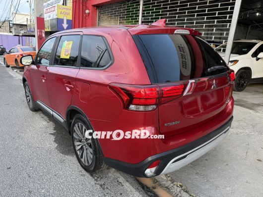 Mitsubishi Outlander Jeepeta en venta