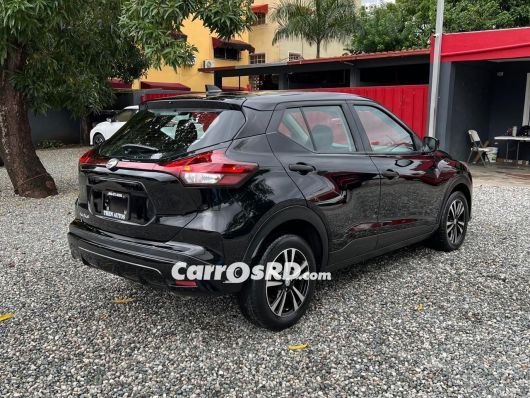 Nissan Kicks Jeepeta en venta