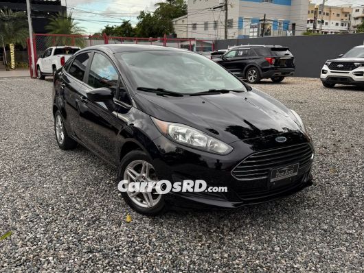 Ford Fiesta Carros en venta