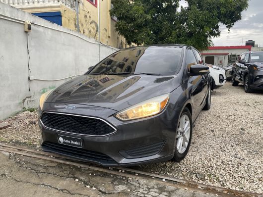 Ford Focus SE Hatchback en venta