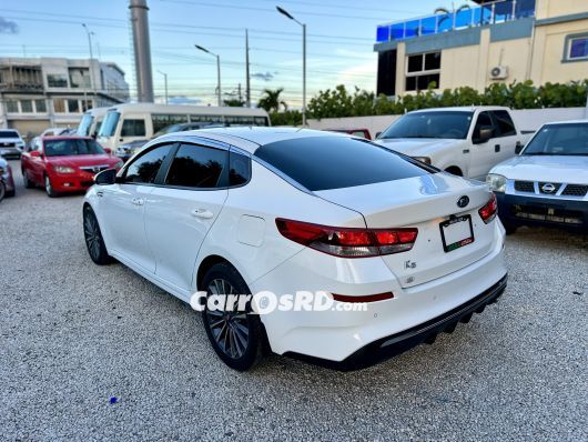 Kia K5 Carros en venta