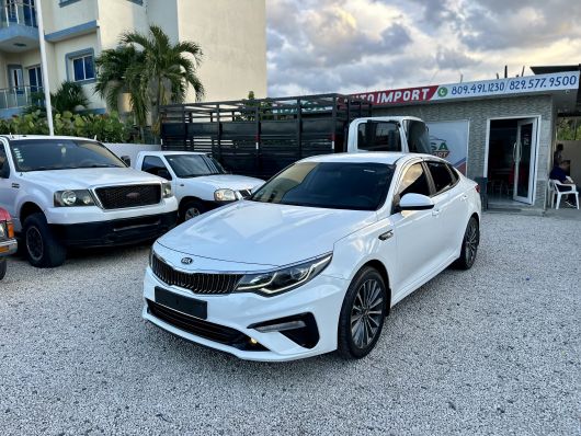 Kia K5 Básico en venta