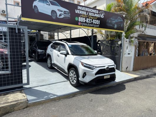 Toyota RAV4 XLE en venta