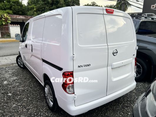 Nissan NV Furgoneta en venta