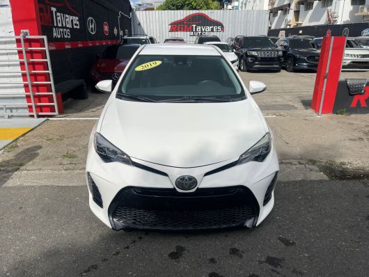 Toyota Corolla SE en venta