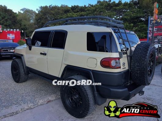 Toyota FJ Cruiser Jeepeta en venta