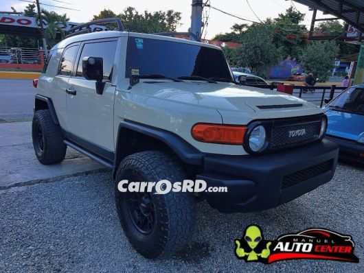 Toyota FJ Cruiser Jeepeta en venta