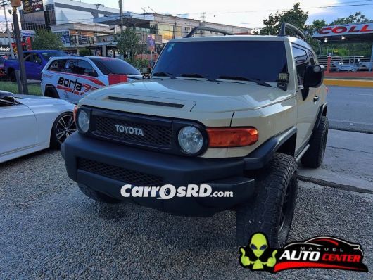 Toyota FJ Cruiser Jeepeta en venta