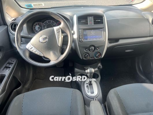 Nissan Versa Carros en venta