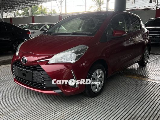 Toyota Vitz Carros en venta