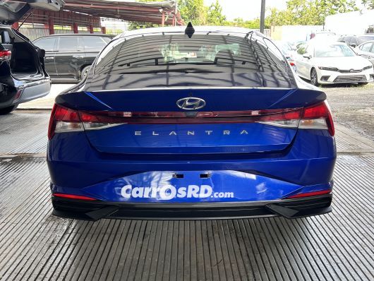 Hyundai Elantra Carros en venta