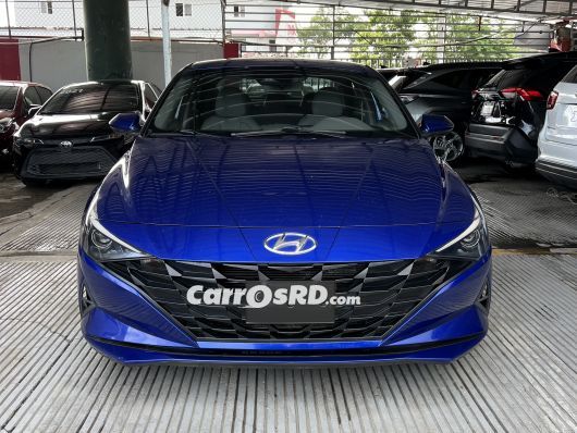Hyundai Elantra Carros en venta
